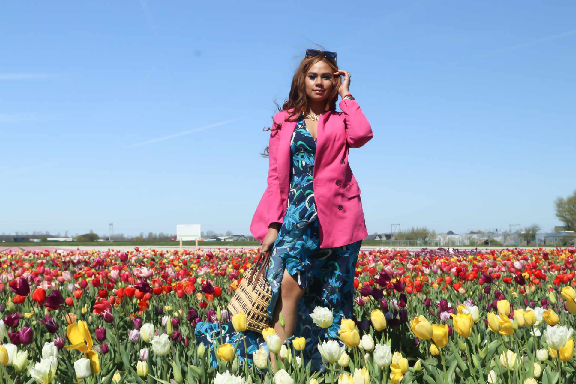 The Tropical Diva- Fashion- Style- Colorful fashion- Flower fields